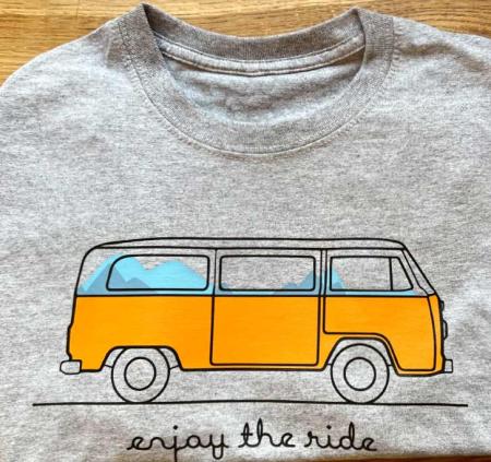 camping-old-school-camper-van-t-shirt
